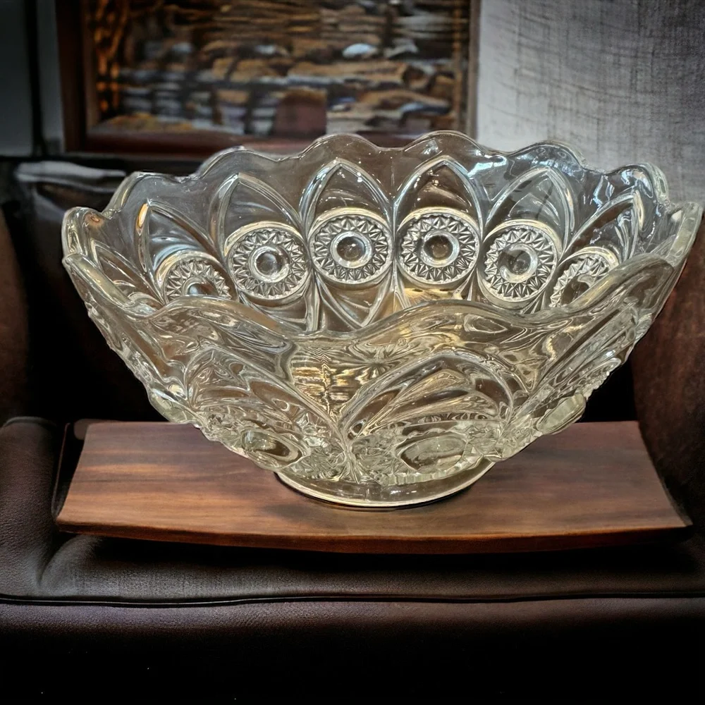 Bullseye Fan Vintage Art Deco Glass Bowl